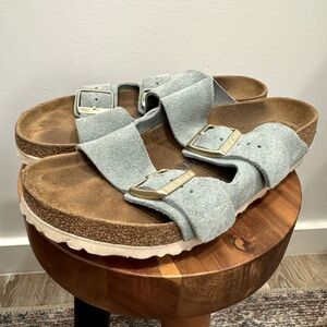 Birkenstock Arizona - Light Blue Suede